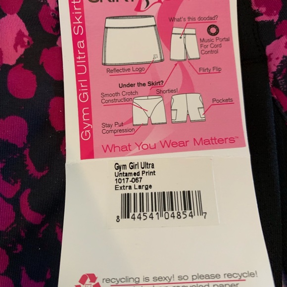 Women’s Skort - Picture 3 of 3